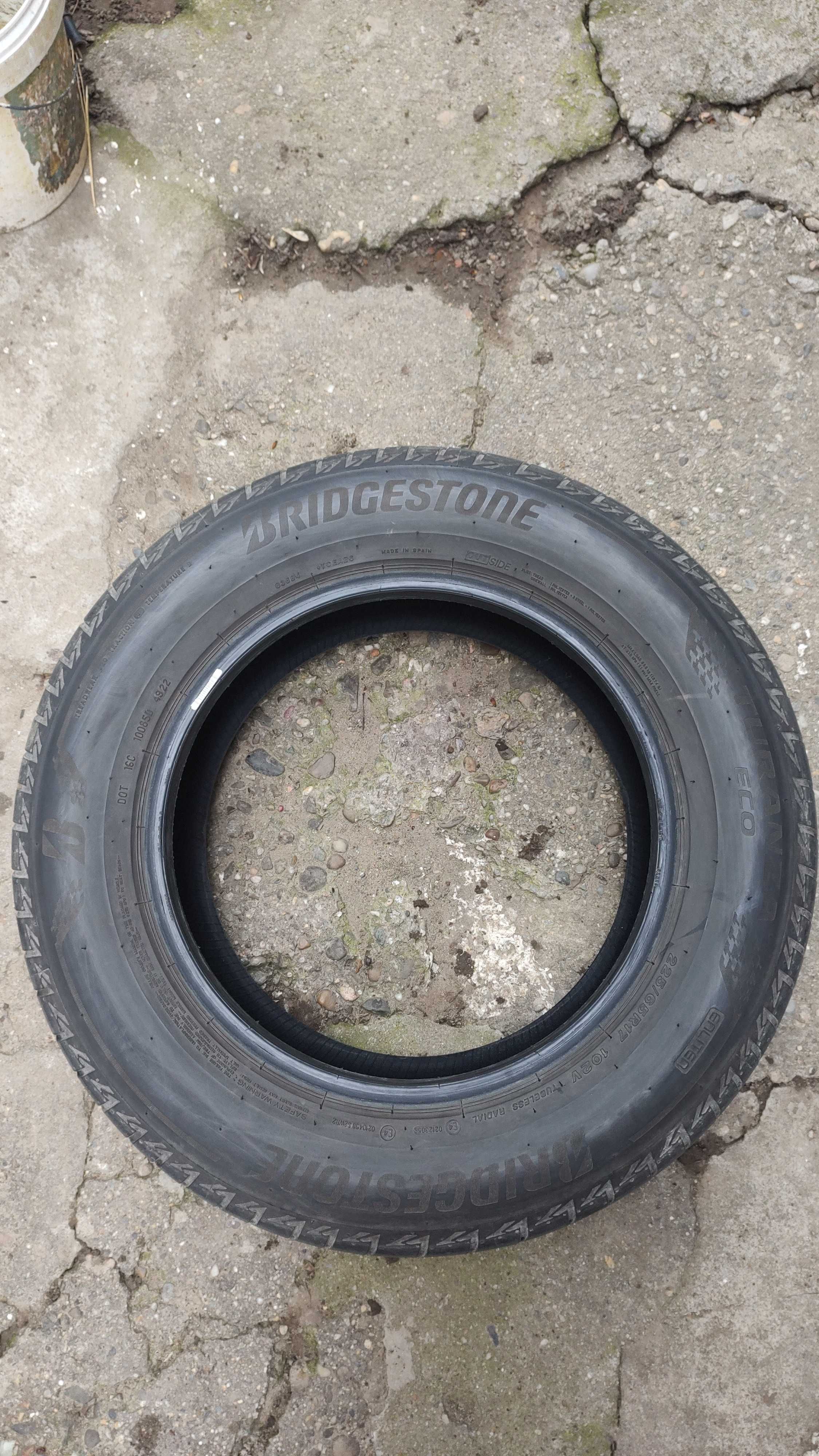 anvelope vara Bridgestone 225/65 R17