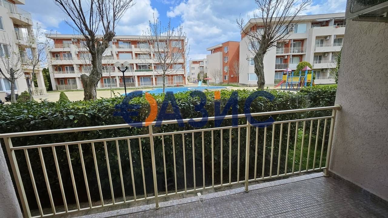 Продава се Едностаен апартамент в к.к. Слънчев бряг - 40 кв.м за 1100 €/кв.м - Снимка #1
