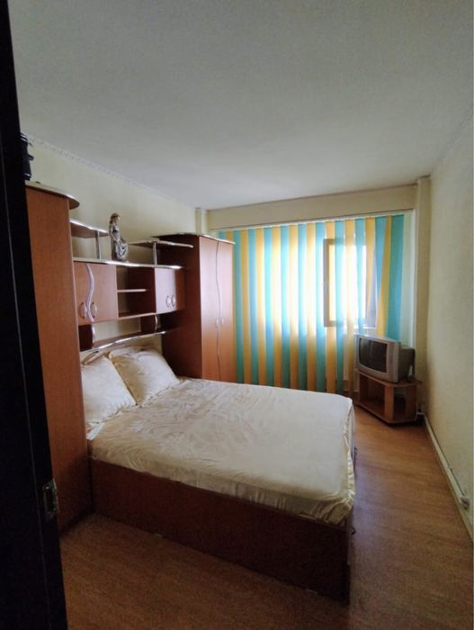 Vând Apartament 3 camere – Călărași