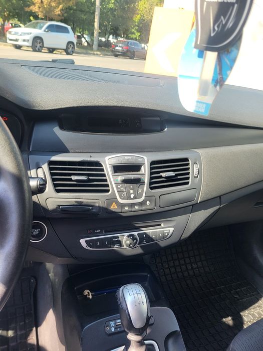 Vand renault laguna 3 1.5 dci 110 cp