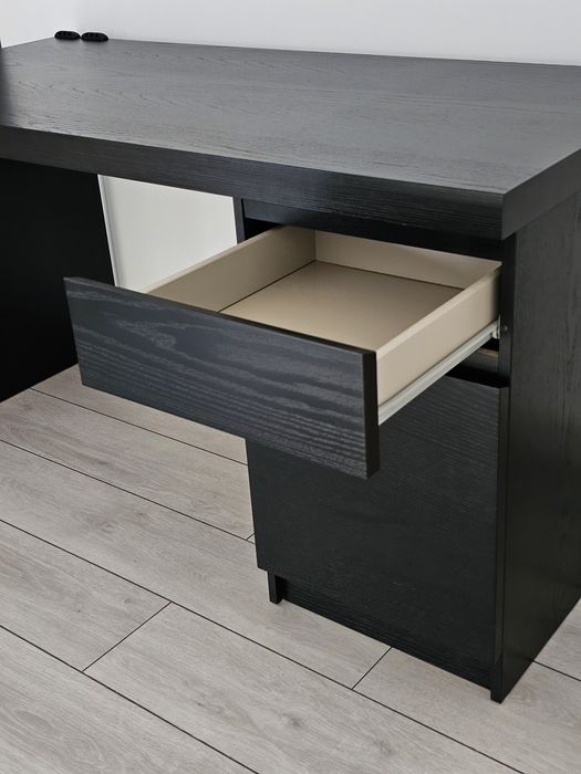 Birou Malm (IKEA) negru 140x65