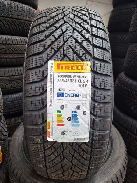 235/45/21 Pirelli 4piese