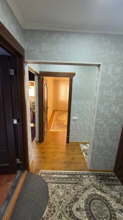 Universitet tomonda 2 xonali uy sotiladi