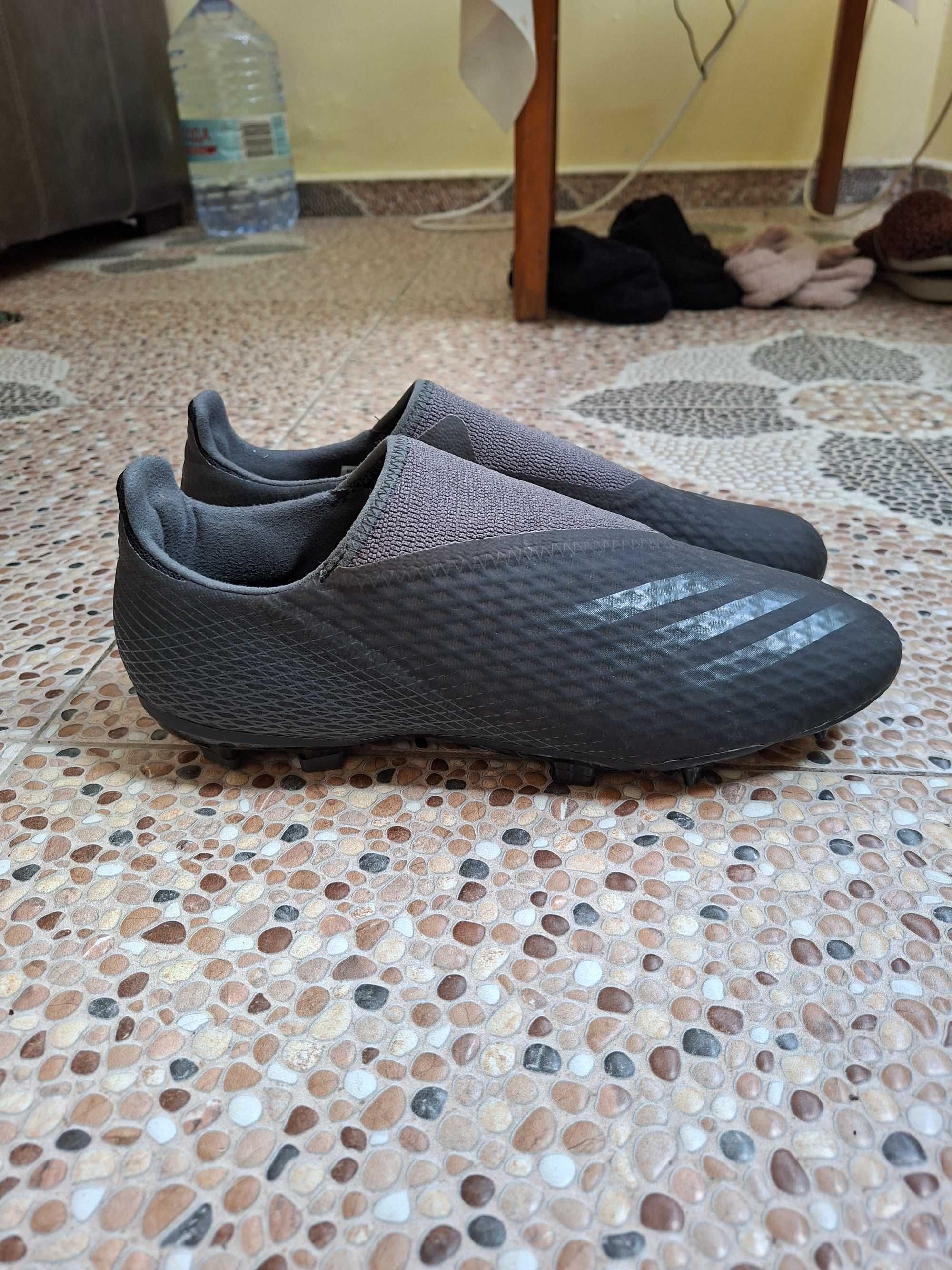 Оригинални бутонки Adidas размер 44 2/3