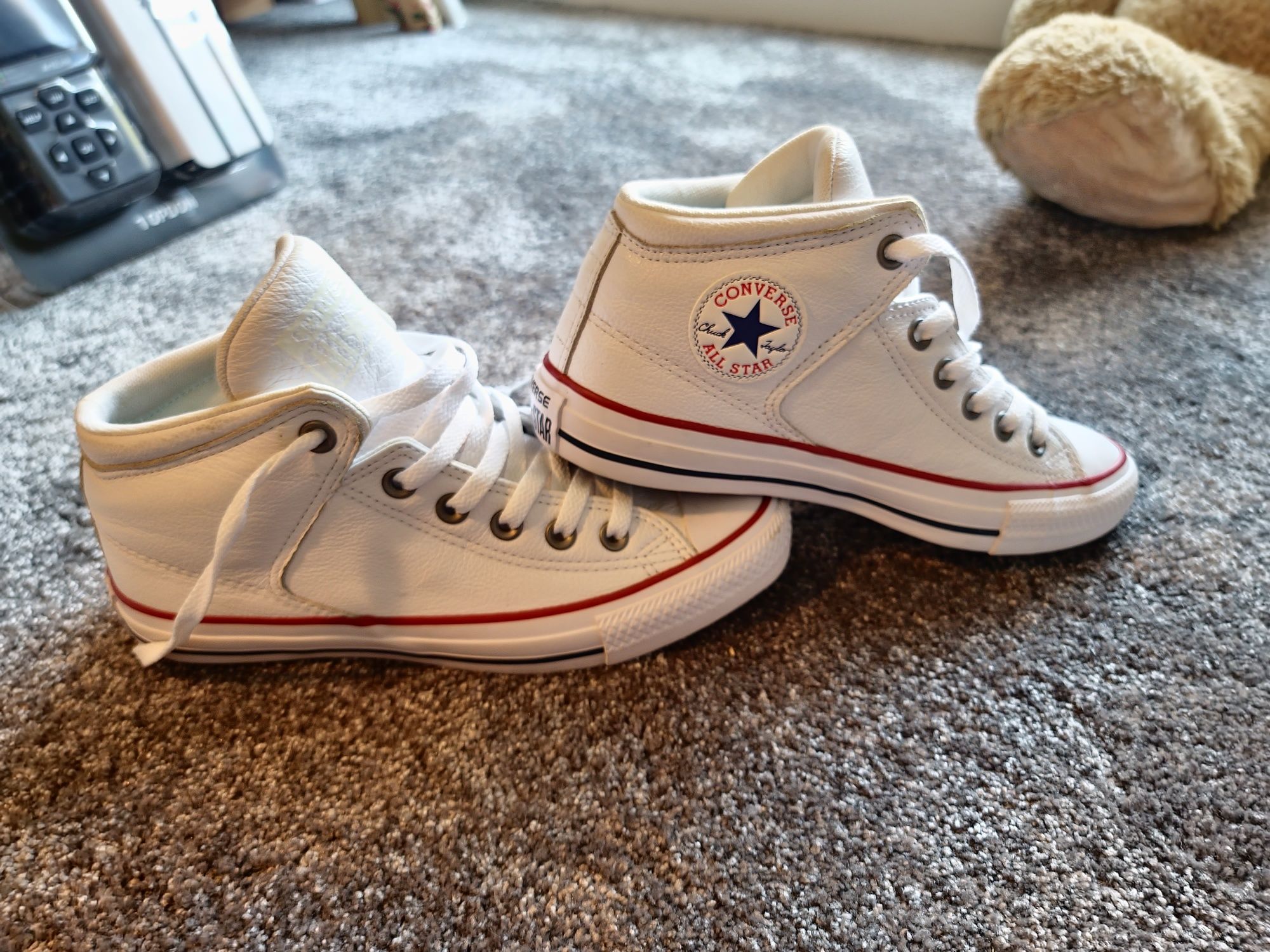 Converse  38 номер КОЖА high-tops бели