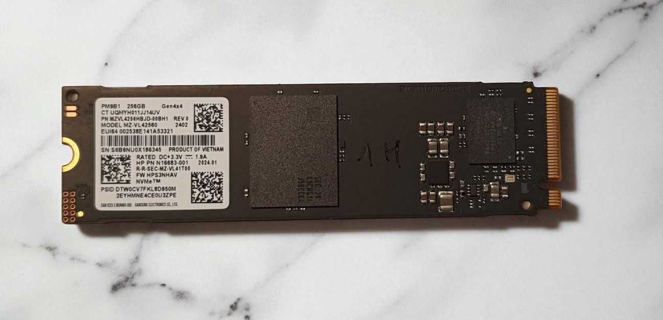 SSD 256GB NVme PCIe Gen4 Samsung, Garantie 1 an