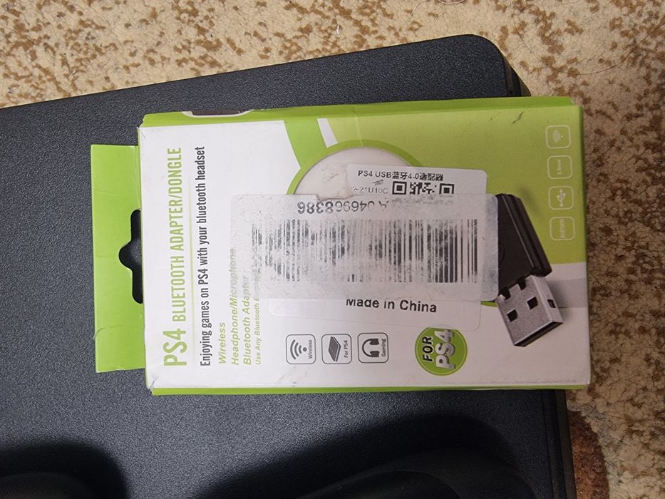 Ps4+ 2 manete + adaptor bluetooth