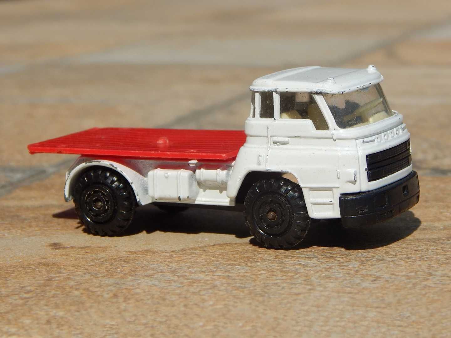 Macheta camion Dodge C-38 T sc 1:66 Guiloy Spania