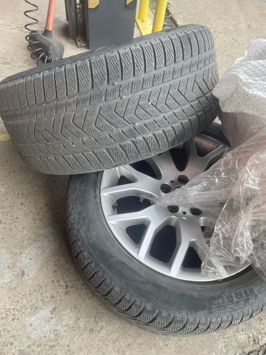 Jante 19 cu cauciucuri M+S Scorpion. Stare ft buna!