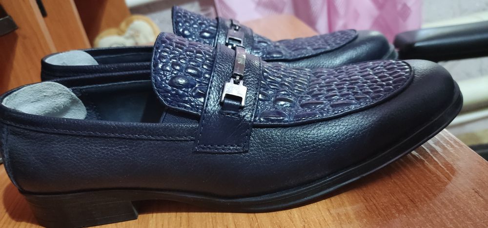 Продаются мужские туфли San+One