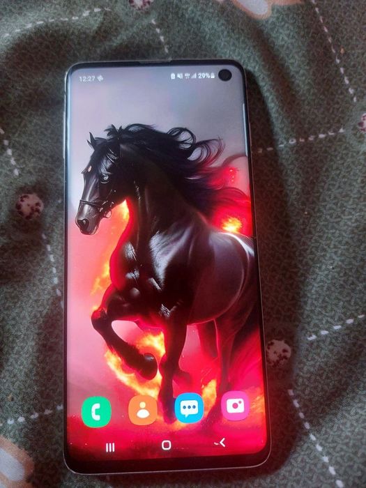 Samsung s 10 sotiladi 8/128