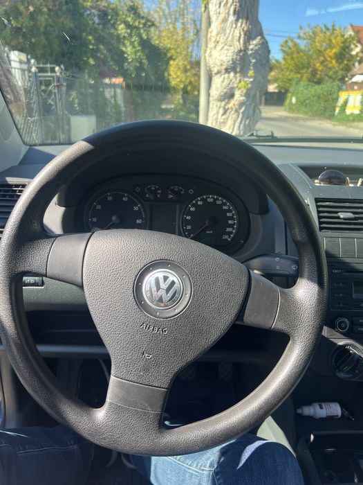 Vand polo 1.2 benzina 150 de mi de km vand urgent