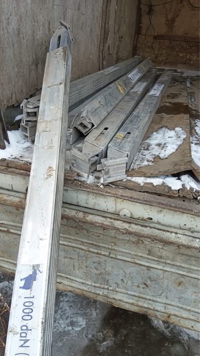 Продаю алюминиевые распорки для фуры