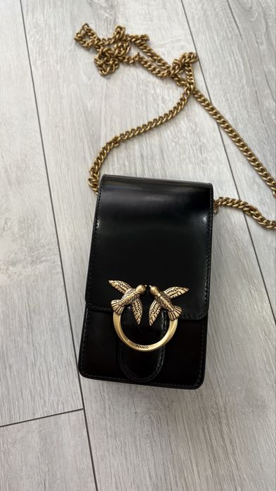 Pinko чанта за телефон