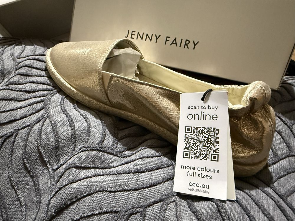 Чисто нови обувки Jenny Fairy