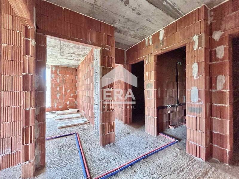 Продава се Тристаен апартамент в София, Малинова долина - 104 кв.м за 1414 €/кв.м - Снимка #5