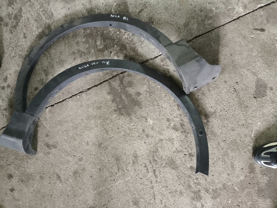 Предни лайстни за калници за Ford Kuga