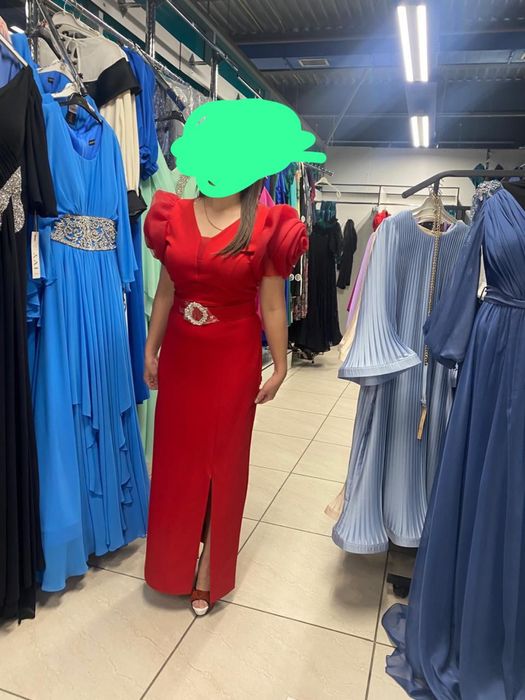 Срочно продам вечернее платье