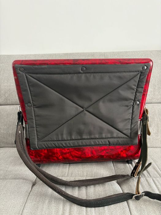 Acordeon italian Estrella cu 120 de basi