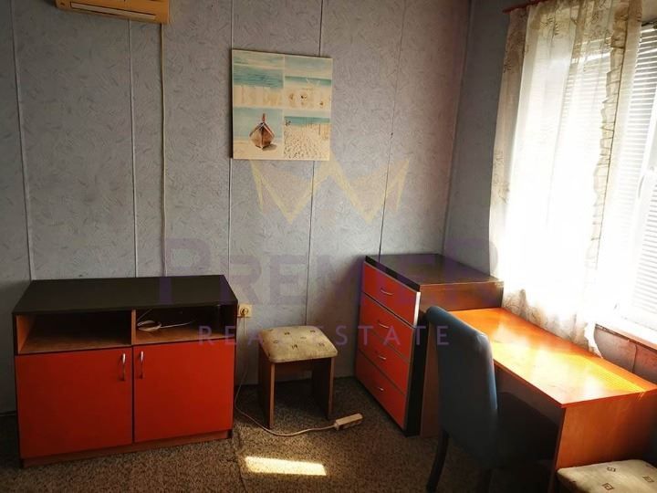 Многостаен в Варна-Завод Дружба площ 88