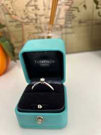 Inel de logodna Tiffany