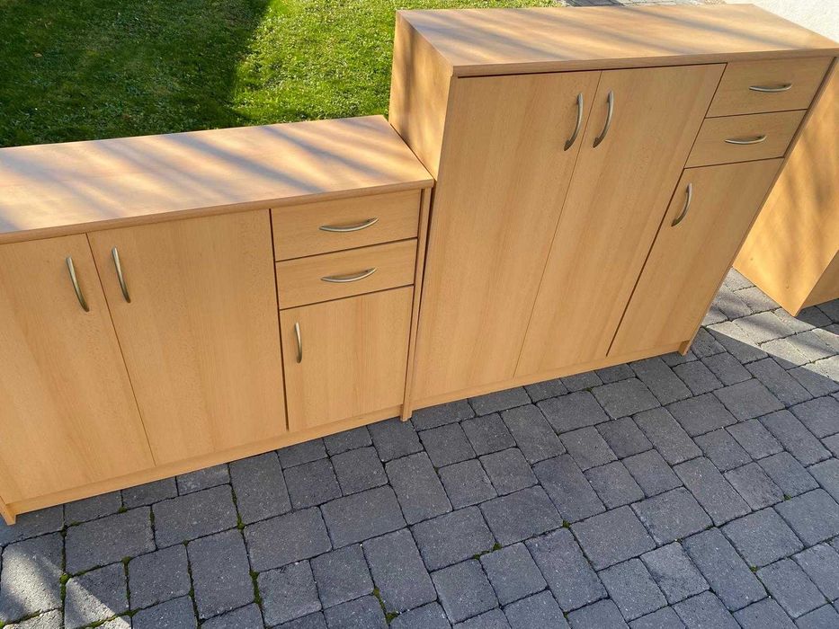 Vând comode în stare foarte bună