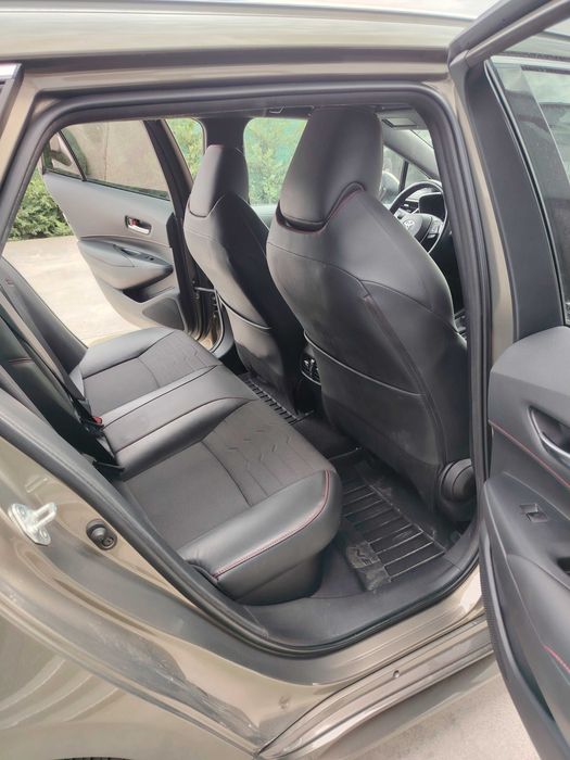 Vand Toyota Corolla Hibrid 1.8