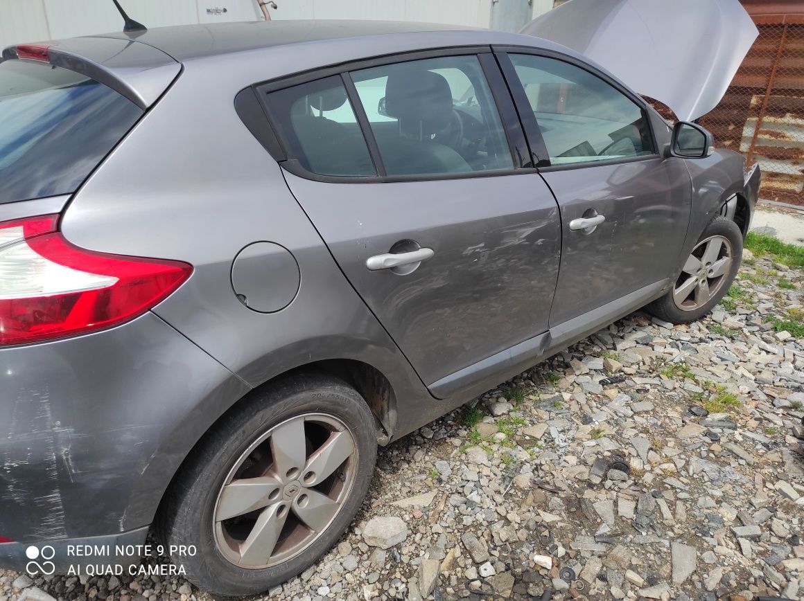 Renault Megan 2011 1.4 TCE На Части