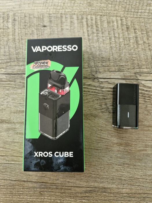 Vaporesso Xros 4 si xros cube