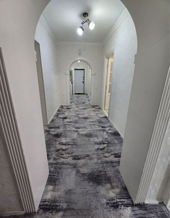 Сдается 4 ком Чорсу Коратош. Семейным или 6-7 девушкам