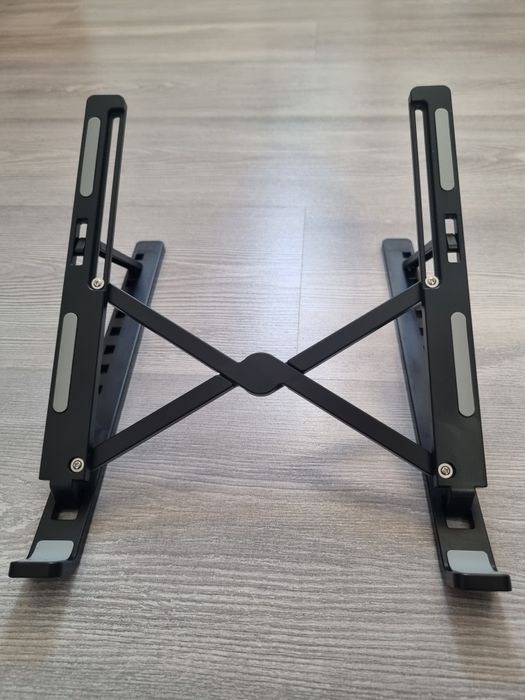 Suport/stander laptop/ tabletă, cu înălțime și lățime reglabila