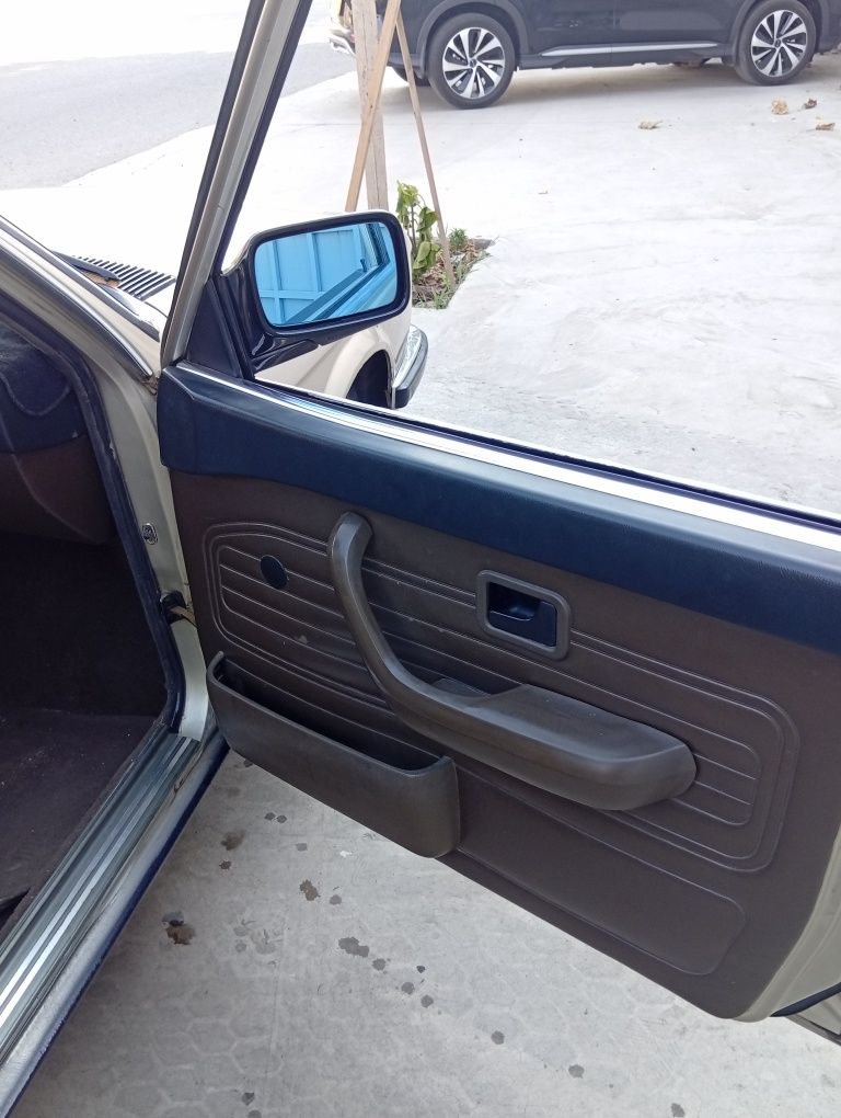 Bmw машина 520 продается