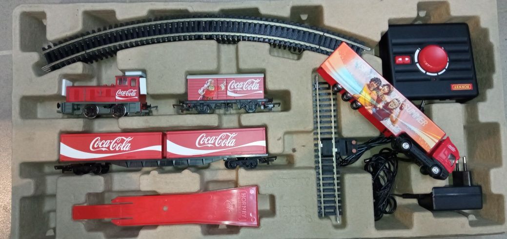 Ser trenuleț electric aniversar Coca-Cola Scara HO, hornby