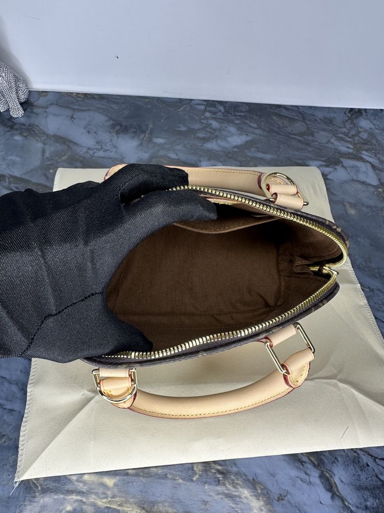 Geanta Louis Vuitton Alma BB piele canvas 100% cadou