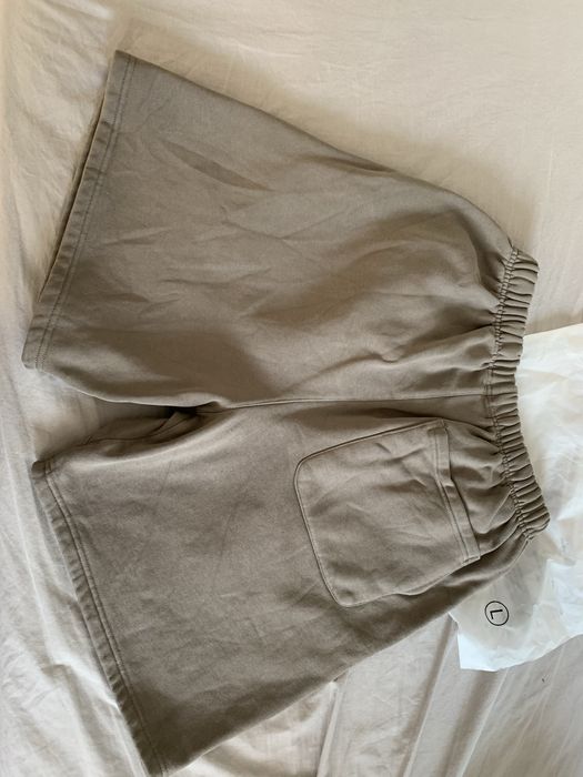 Essentials къси гащи