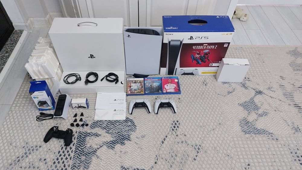 Продам PS5 ЕАС в идеальном состоянии