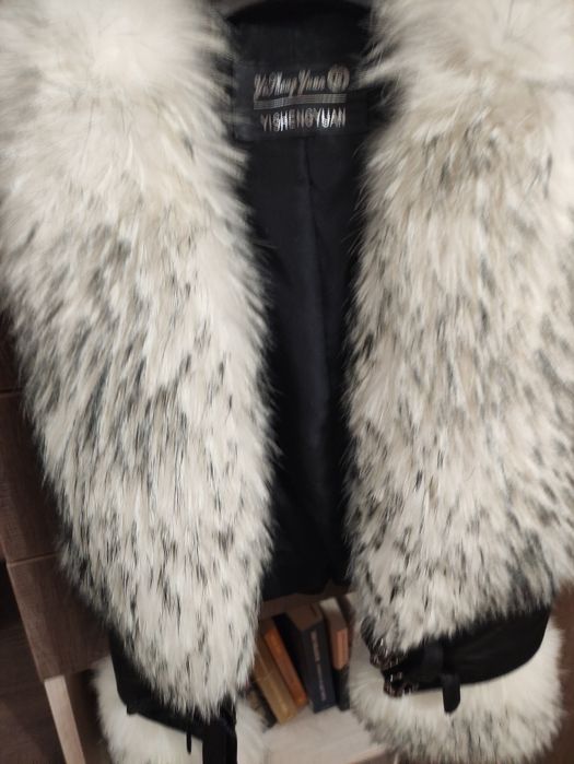 Нов.Уникален.Елек естествена кожа с естествен косъм