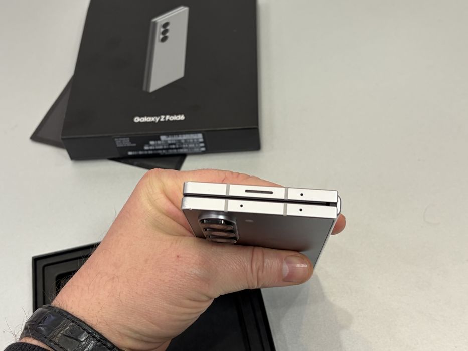 Samsung Galaxy Z Fold 6, 256 gb, 12 gb ram, 5G, Silver Shadow