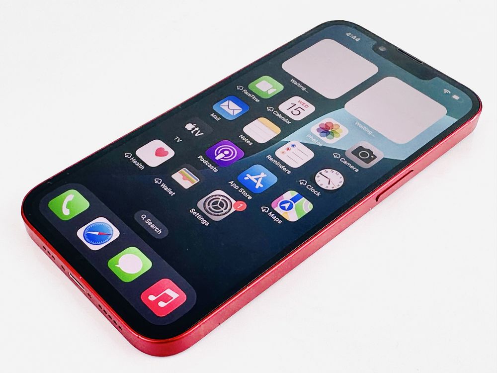 Apple iPhone 13 256GB Red 100% Battery! Гаранция!