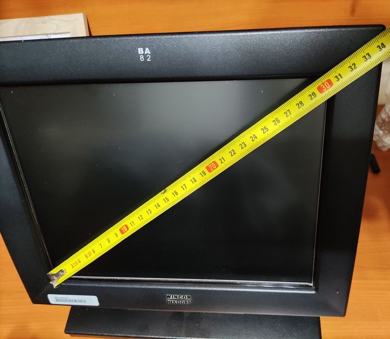 Unitate și display cu touchscreen