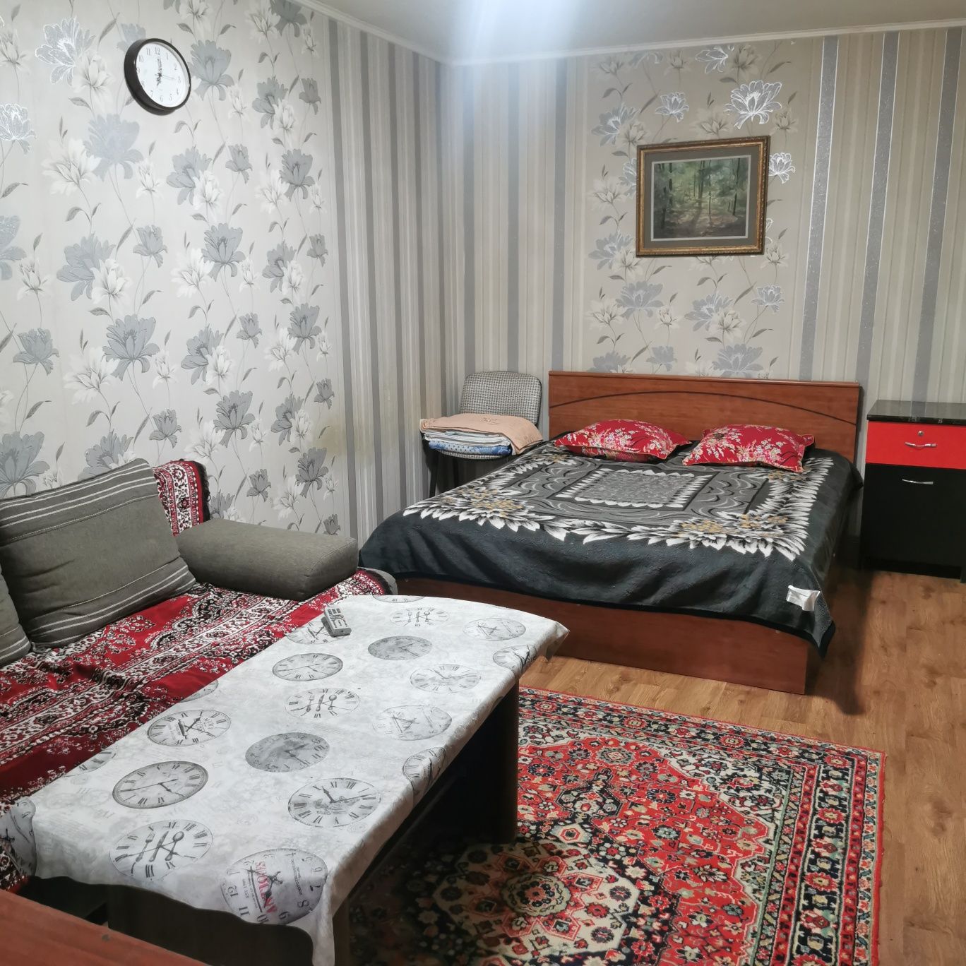 Сдаю посуточно 1 комн. кв, г.Актау, 2 мкр. 1 эт