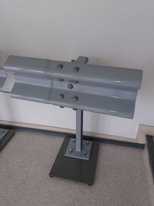 Parapet rutier si accesorii pentru parapet drum conform STAS1948 zinca