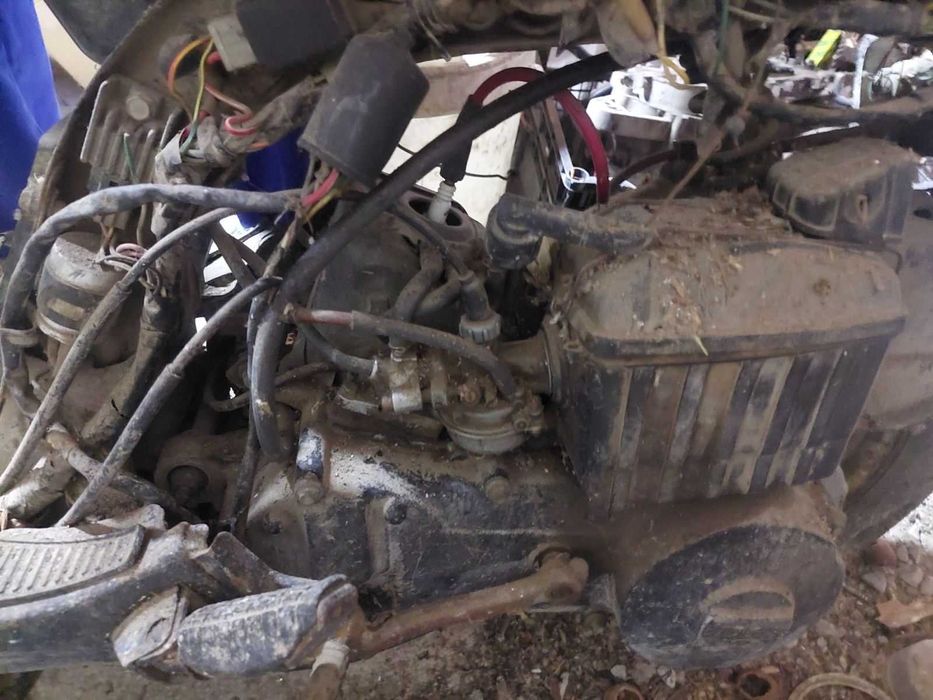 Honda Lead 50 AF01 – цяла или на части