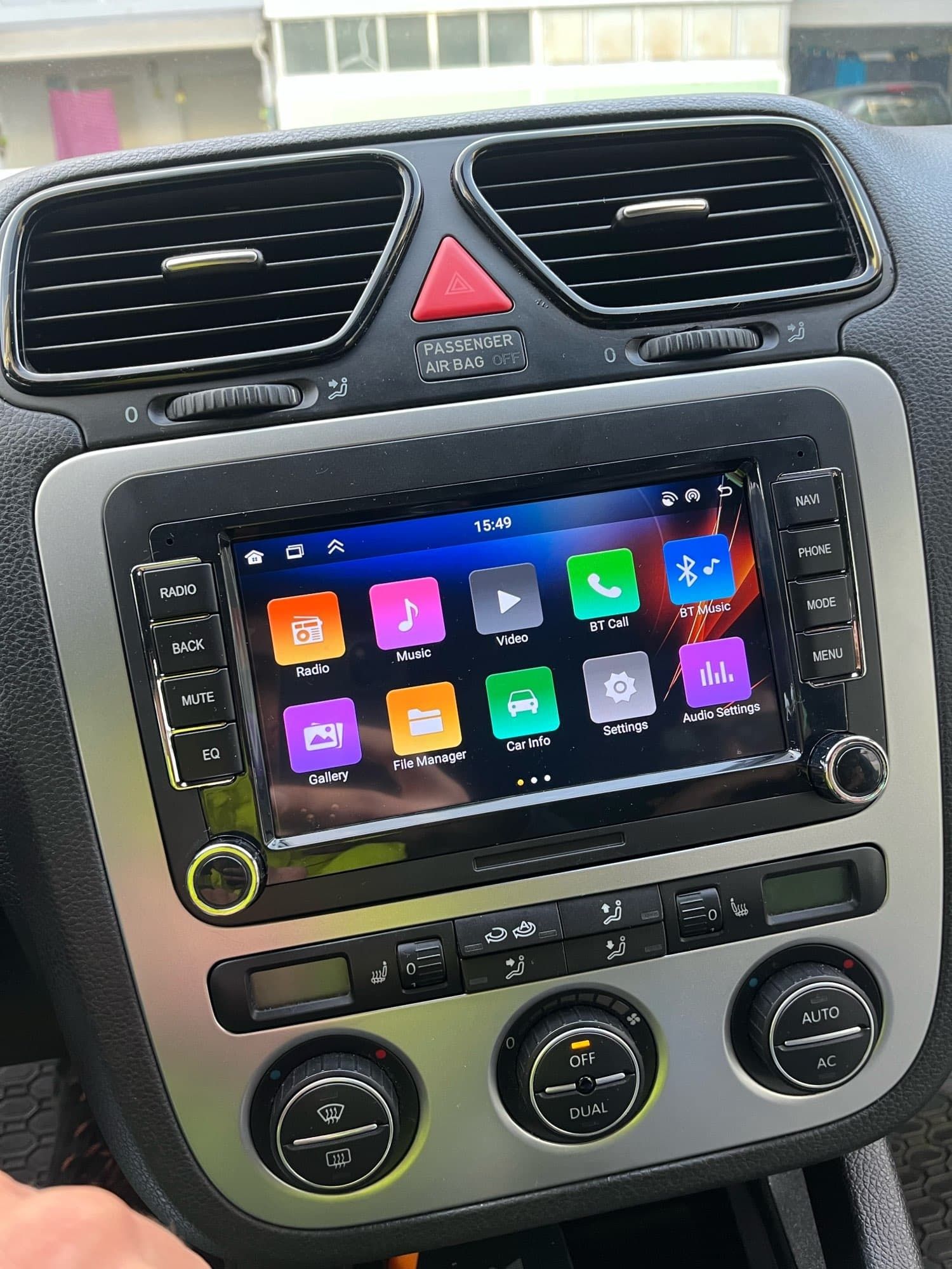 Navigatie 7 inch 4GB compatibilă cu Volkswagen, Skoda și Seat