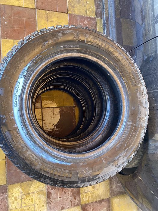 225/65/17,хороший шины