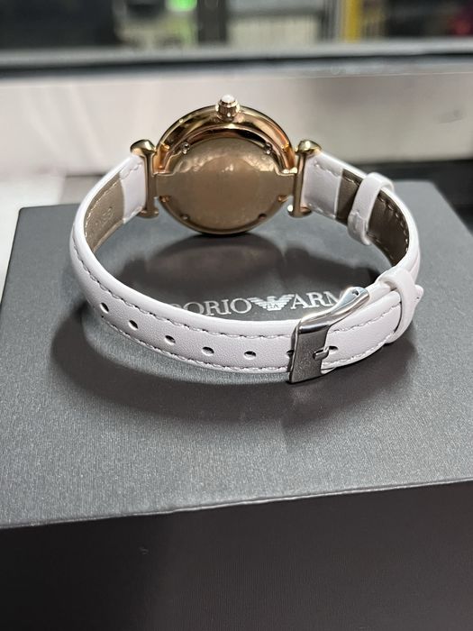 Ceas Dama  Emporio Armani.Ca nou