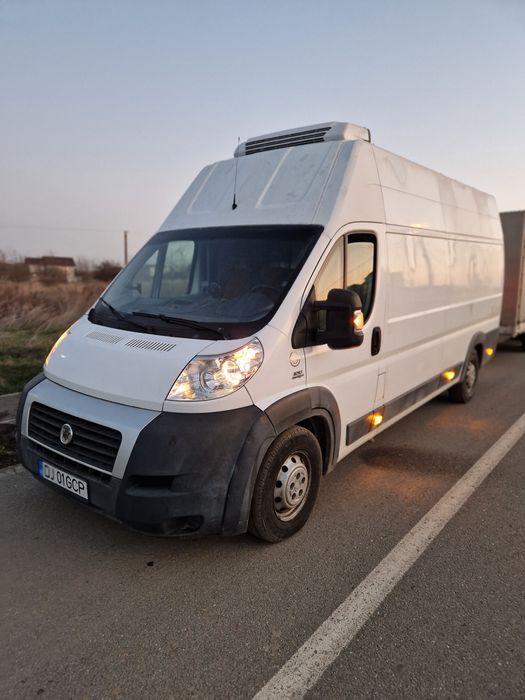 Servicii transport  -marfa-mobila etc