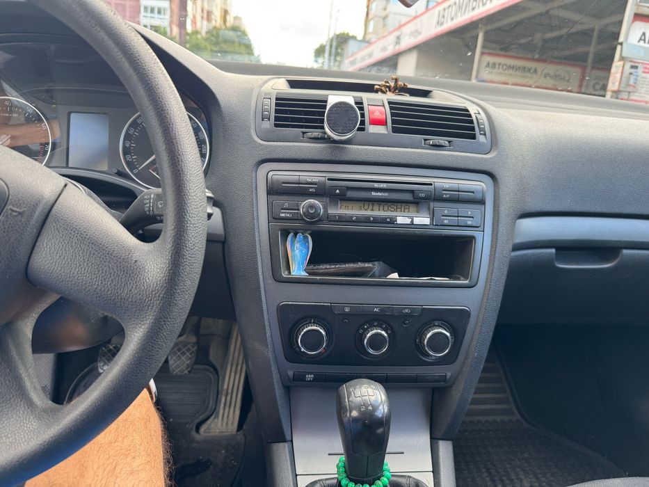 Skoda Octavia 2 1.6 MPI 2011г