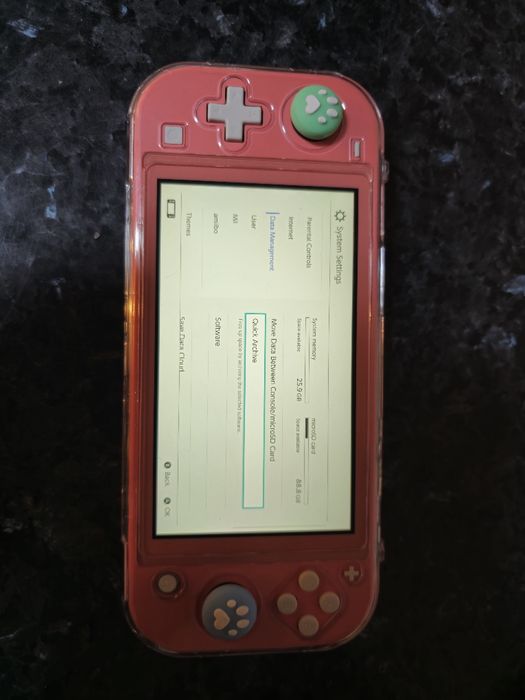 Nintendo Switch Lite roz – ecran impecabil, touchscreen functional