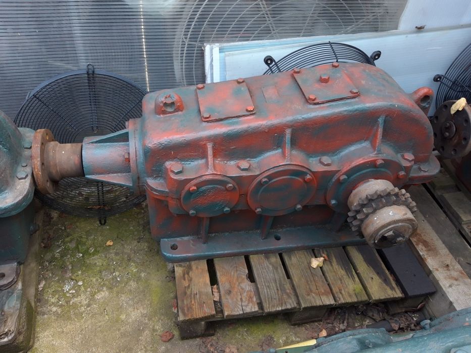 Reductor de turatie,crapator lemn,presa,troliu,ect